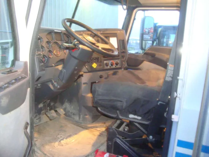 Photo #20 of BLUEBIRD CONTRACTING SERVICES (A DIVISION OF TROTTER & MORTON LIMITED) - LATE MODEL CONSTRUCTION EQUIPMENT