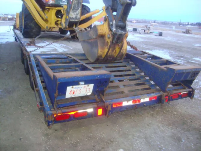 Photo #30 of BLUEBIRD CONTRACTING SERVICES (A DIVISION OF TROTTER & MORTON LIMITED) - LATE MODEL CONSTRUCTION EQUIPMENT