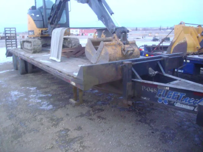 Photo #33 of BLUEBIRD CONTRACTING SERVICES (A DIVISION OF TROTTER & MORTON LIMITED) - LATE MODEL CONSTRUCTION EQUIPMENT