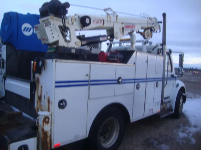 Photo #53 of BLUEBIRD CONTRACTING SERVICES (A DIVISION OF TROTTER & MORTON LIMITED) - LATE MODEL CONSTRUCTION EQUIPMENT