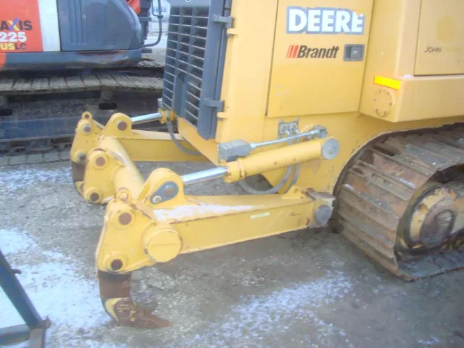 Photo #56 of BLUEBIRD CONTRACTING SERVICES (A DIVISION OF TROTTER & MORTON LIMITED) - LATE MODEL CONSTRUCTION EQUIPMENT