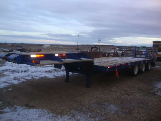 Photo #60 of BLUEBIRD CONTRACTING SERVICES (A DIVISION OF TROTTER & MORTON LIMITED) - LATE MODEL CONSTRUCTION EQUIPMENT
