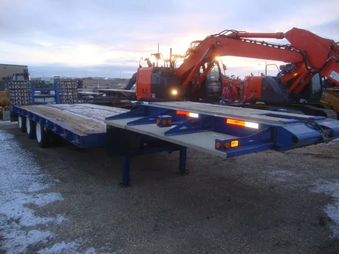 Photo #61 of BLUEBIRD CONTRACTING SERVICES (A DIVISION OF TROTTER & MORTON LIMITED) - LATE MODEL CONSTRUCTION EQUIPMENT