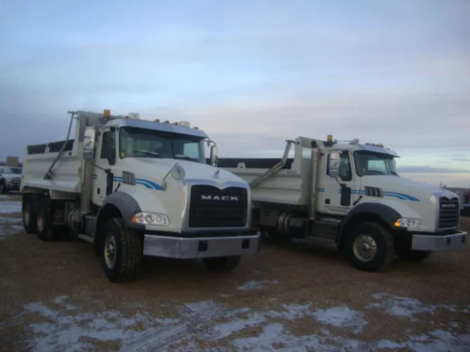 Photo #99 of BLUEBIRD CONTRACTING SERVICES (A DIVISION OF TROTTER & MORTON LIMITED) - LATE MODEL CONSTRUCTION EQUIPMENT