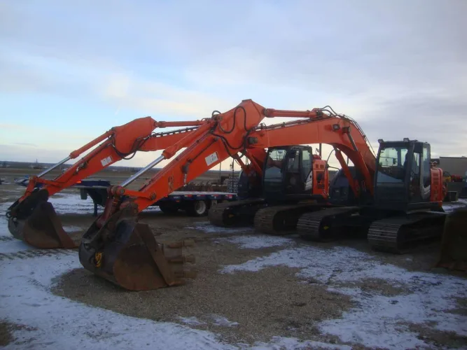 Photo #108 of BLUEBIRD CONTRACTING SERVICES (A DIVISION OF TROTTER & MORTON LIMITED) - LATE MODEL CONSTRUCTION EQUIPMENT