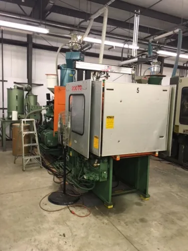 Photo #25 of PRECISION CUSTOM MOLDERS - (3) CINCINNATI MILACRON INJECTION MOLDING MACHINES UP TO 1,000 TON, (7) REED INJECTION MOLDING MACHINES UP TO 550 TON, KITAMURA MYCENTER-4 CNC MACHINING CENTER, GRANULATORS, HOPPERS & MORE...