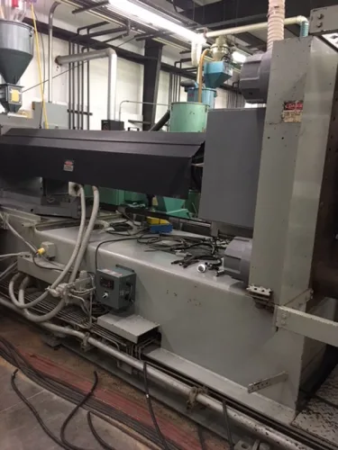 Photo #89 of PRECISION CUSTOM MOLDERS - (3) CINCINNATI MILACRON INJECTION MOLDING MACHINES UP TO 1,000 TON, (7) REED INJECTION MOLDING MACHINES UP TO 550 TON, KITAMURA MYCENTER-4 CNC MACHINING CENTER, GRANULATORS, HOPPERS & MORE...