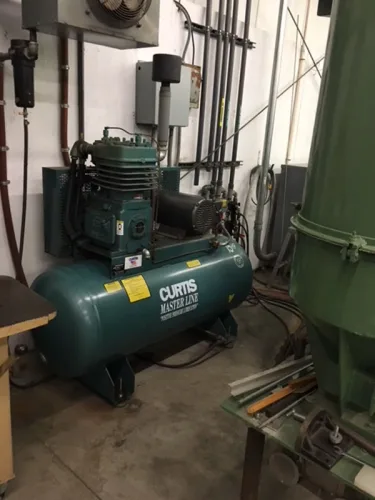 Photo #93 of PRECISION CUSTOM MOLDERS - (3) CINCINNATI MILACRON INJECTION MOLDING MACHINES UP TO 1,000 TON, (7) REED INJECTION MOLDING MACHINES UP TO 550 TON, KITAMURA MYCENTER-4 CNC MACHINING CENTER, GRANULATORS, HOPPERS & MORE...