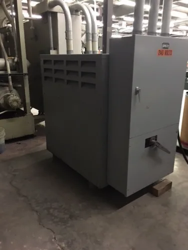 Photo #115 of PRECISION CUSTOM MOLDERS - (3) CINCINNATI MILACRON INJECTION MOLDING MACHINES UP TO 1,000 TON, (7) REED INJECTION MOLDING MACHINES UP TO 550 TON, KITAMURA MYCENTER-4 CNC MACHINING CENTER, GRANULATORS, HOPPERS & MORE...