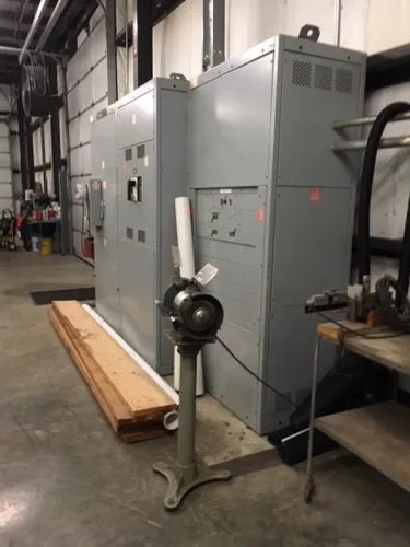 Photo #125 of PRECISION CUSTOM MOLDERS - (3) CINCINNATI MILACRON INJECTION MOLDING MACHINES UP TO 1,000 TON, (7) REED INJECTION MOLDING MACHINES UP TO 550 TON, KITAMURA MYCENTER-4 CNC MACHINING CENTER, GRANULATORS, HOPPERS & MORE...