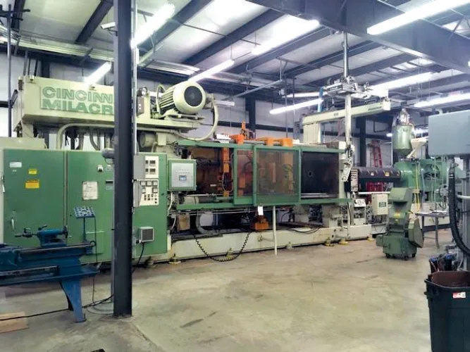 Photo #139 of PRECISION CUSTOM MOLDERS - (3) CINCINNATI MILACRON INJECTION MOLDING MACHINES UP TO 1,000 TON, (7) REED INJECTION MOLDING MACHINES UP TO 550 TON, KITAMURA MYCENTER-4 CNC MACHINING CENTER, GRANULATORS, HOPPERS & MORE...