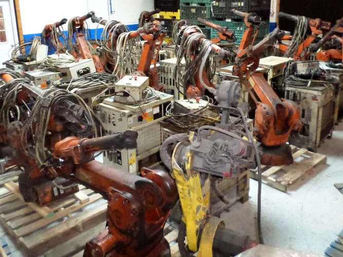 Photo #2 of SURPLUS ROBOTS/MRO/CRIB ITEMS FROM VARIOUS TIER I & TIER II SUPPLIERS