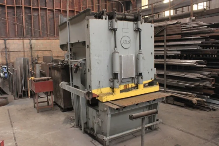 Photo #16 of CENTRAL MACHINE & WELDING - FULL-SERVICE METAL FAB & MACHINE SHOP FEATURING: A LARGE QTY OF WELDERS, IRONWORKER, INITIAL PINCH HYD PLATE ROLL, SAWS, LATHES, MILLING MACHINES, PRESS BRAKE, SHEAR, TUBE BENDER, PICKUP TRUCKS & PLANT SUPPORT EQUIPMENT