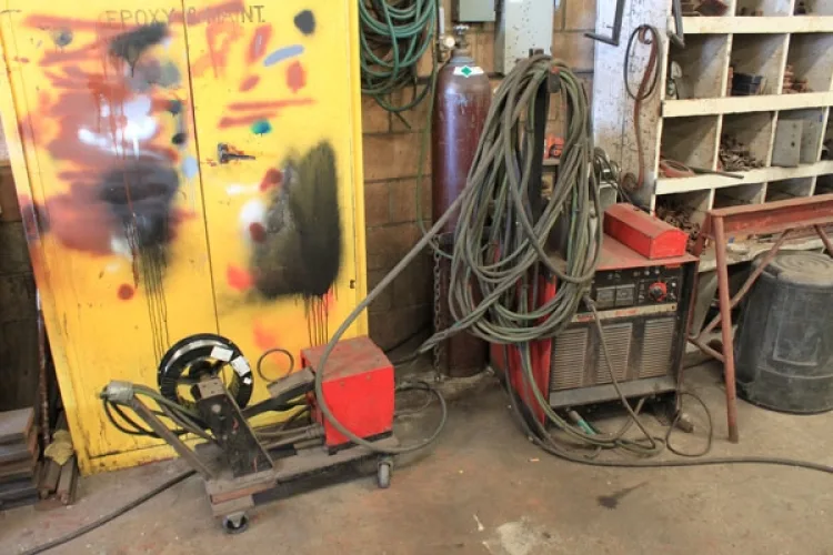 Photo #32 of CENTRAL MACHINE & WELDING - FULL-SERVICE METAL FAB & MACHINE SHOP FEATURING: A LARGE QTY OF WELDERS, IRONWORKER, INITIAL PINCH HYD PLATE ROLL, SAWS, LATHES, MILLING MACHINES, PRESS BRAKE, SHEAR, TUBE BENDER, PICKUP TRUCKS & PLANT SUPPORT EQUIPMENT