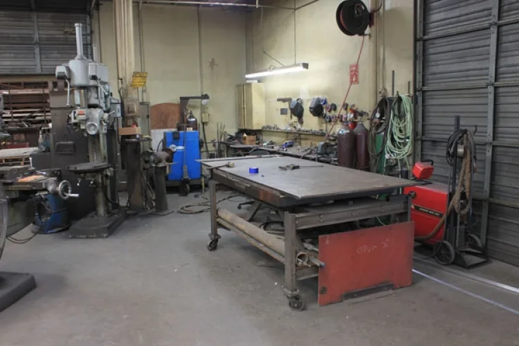 Photo #64 of CENTRAL MACHINE & WELDING - FULL-SERVICE METAL FAB & MACHINE SHOP FEATURING: A LARGE QTY OF WELDERS, IRONWORKER, INITIAL PINCH HYD PLATE ROLL, SAWS, LATHES, MILLING MACHINES, PRESS BRAKE, SHEAR, TUBE BENDER, PICKUP TRUCKS & PLANT SUPPORT EQUIPMENT