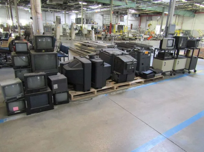 Photo #13 of SURPLUS VACUUM PUMPS AND PACKAGING EQUIPMENT