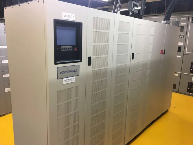 Photo #4 of SEARS DATA CENTER ASSETS - LOW HOUR BACKUP GENERATORS, SERVER, OFFICE AND CAFETERIA EQUIPMENT