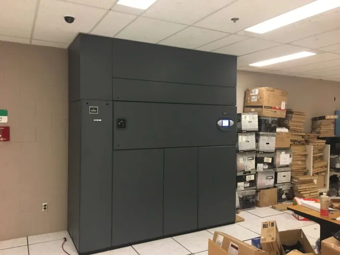 Photo #7 of SEARS DATA CENTER ASSETS - LOW HOUR BACKUP GENERATORS, SERVER, OFFICE AND CAFETERIA EQUIPMENT
