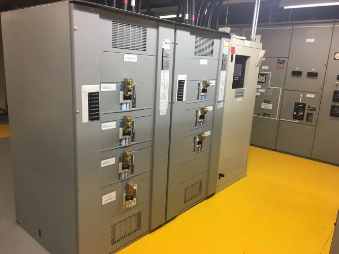 Photo #13 of SEARS DATA CENTER ASSETS - LOW HOUR BACKUP GENERATORS, SERVER, OFFICE AND CAFETERIA EQUIPMENT