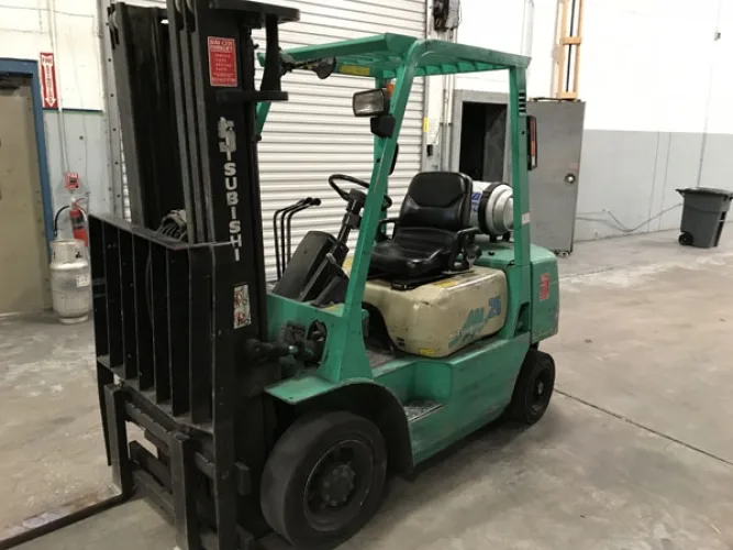 Photo #78 of METTLER TOLEDO - SHORT NOTICE AUCTION FEATURING 2010 MULTICAM 300 SERIES WATER JET, 2004 CALYPSO WATERJET, 2011 ACCURSHEAR 62508 SHEAR & MORE