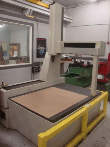 Photo #6 of SURPLUS TO THE ONGOING OPERATIONS OF MACHINISTS INC. THE GEAR WORKS SEATTLE, FEATURING: VERTICAL, HORIZONTAL & MANUAL GEAR HOBBERS, CNC GEAR GRINDERS HORIZONTAL BORING MILLS, VERTICAL TURRET LATHE, KEYSEATERS & MUCH MORE