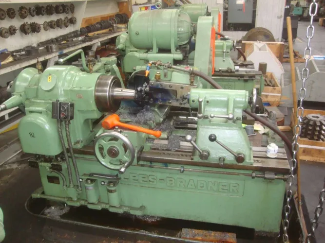 Photo #21 of SURPLUS TO THE ONGOING OPERATIONS OF MACHINISTS INC. THE GEAR WORKS SEATTLE, FEATURING: VERTICAL, HORIZONTAL & MANUAL GEAR HOBBERS, CNC GEAR GRINDERS HORIZONTAL BORING MILLS, VERTICAL TURRET LATHE, KEYSEATERS & MUCH MORE
