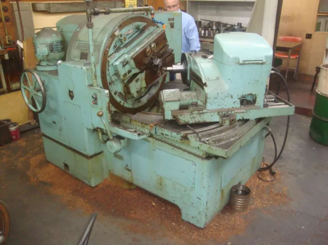 Photo #22 of SURPLUS TO THE ONGOING OPERATIONS OF MACHINISTS INC. THE GEAR WORKS SEATTLE, FEATURING: VERTICAL, HORIZONTAL & MANUAL GEAR HOBBERS, CNC GEAR GRINDERS HORIZONTAL BORING MILLS, VERTICAL TURRET LATHE, KEYSEATERS & MUCH MORE
