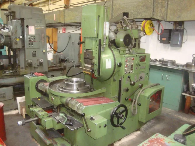 Photo #24 of SURPLUS TO THE ONGOING OPERATIONS OF MACHINISTS INC. THE GEAR WORKS SEATTLE, FEATURING: VERTICAL, HORIZONTAL & MANUAL GEAR HOBBERS, CNC GEAR GRINDERS HORIZONTAL BORING MILLS, VERTICAL TURRET LATHE, KEYSEATERS & MUCH MORE