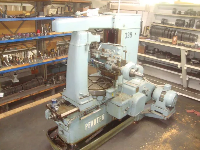 Photo #52 of SURPLUS TO THE ONGOING OPERATIONS OF MACHINISTS INC. THE GEAR WORKS SEATTLE, FEATURING: VERTICAL, HORIZONTAL & MANUAL GEAR HOBBERS, CNC GEAR GRINDERS HORIZONTAL BORING MILLS, VERTICAL TURRET LATHE, KEYSEATERS & MUCH MORE