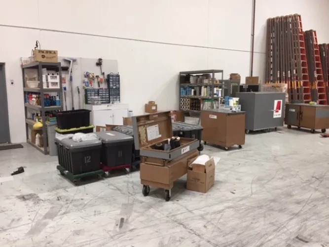 Photo #4 of MG DESIGN ASSOCIATES, HENDERSON, NV LOCATION, FEATURING: WOODWORKING EQUIPMENT, MOBILE EQUIPMENT, STORAGE RACKING, HAND TOOLS, OFFICE EQUIPMENT & MORE