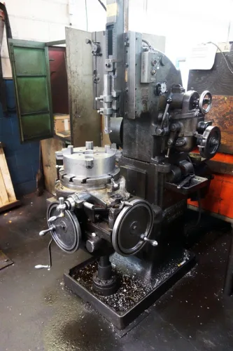 Photo #4 of TORONTO MACHINE & TOOL CO LTD, FEATURING: LATE MODEL CNC MACHINING EQUIPMENT FEATURING CNC BORING MILLS, MACHINING CENTERS AND LATHES TO 2013