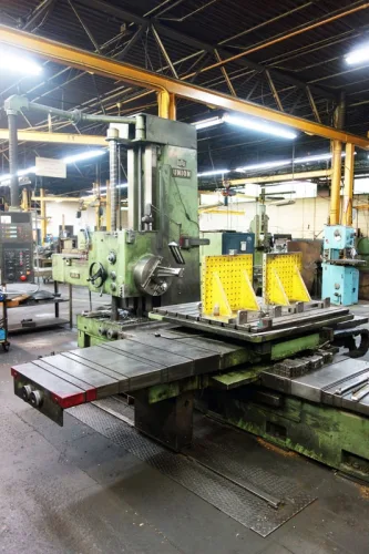 Photo #5 of TORONTO MACHINE & TOOL CO LTD, FEATURING: LATE MODEL CNC MACHINING EQUIPMENT FEATURING CNC BORING MILLS, MACHINING CENTERS AND LATHES TO 2013