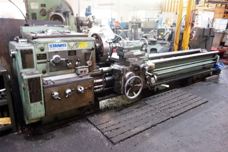 Photo #6 of TORONTO MACHINE & TOOL CO LTD, FEATURING: LATE MODEL CNC MACHINING EQUIPMENT FEATURING CNC BORING MILLS, MACHINING CENTERS AND LATHES TO 2013