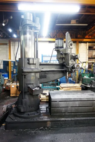 Photo #13 of TORONTO MACHINE & TOOL CO LTD, FEATURING: LATE MODEL CNC MACHINING EQUIPMENT FEATURING CNC BORING MILLS, MACHINING CENTERS AND LATHES TO 2013