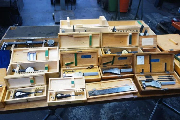 Photo #43 of TORONTO MACHINE & TOOL CO LTD, FEATURING: LATE MODEL CNC MACHINING EQUIPMENT FEATURING CNC BORING MILLS, MACHINING CENTERS AND LATHES TO 2013
