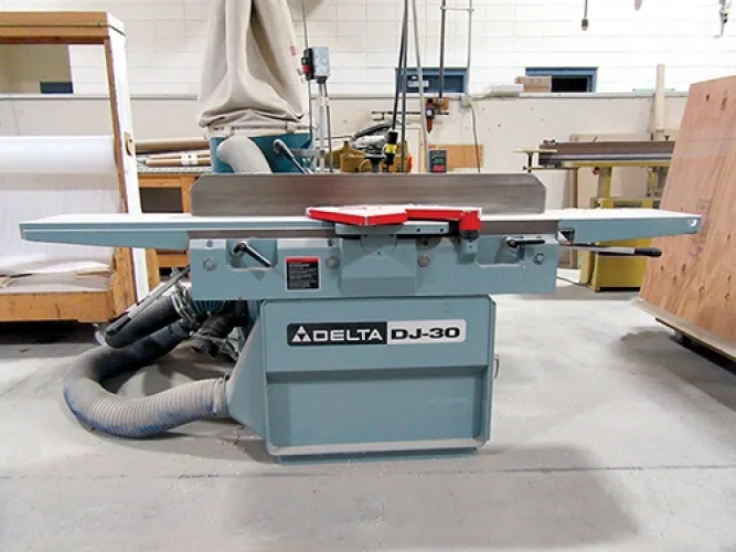 Photo #8 of MG DESIGN ASSOCIATES, PLEASANT PRAIRIE, WI LOCATION, FEATURING: LATE MODEL AS NEW AS 2016 WOODWORKING EQUIPMENT, MOBILE EQUIPMENT, STORAGE RACKING, HAND TOOLS, OFFICE EQUIPMENT & MORE
