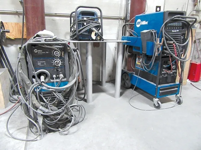 Photo #31 of MG DESIGN ASSOCIATES, PLEASANT PRAIRIE, WI LOCATION, FEATURING: LATE MODEL AS NEW AS 2016 WOODWORKING EQUIPMENT, MOBILE EQUIPMENT, STORAGE RACKING, HAND TOOLS, OFFICE EQUIPMENT & MORE