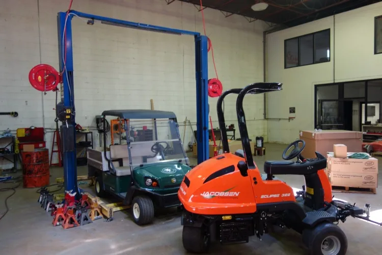 Photo #28 of BY ORDER OF U.S. BANKRUPTCY COURT CASE #: 18-60249-RBK - C&M AIR COOLED ENGINES - CO, FEATURING: NEW/ DEMO/USED: COMMERCIAL ROTARY, FAIRWAY, RIDING & WALKING GREENS MOWERS, AERATORS, SOD CUTTERS & MORE