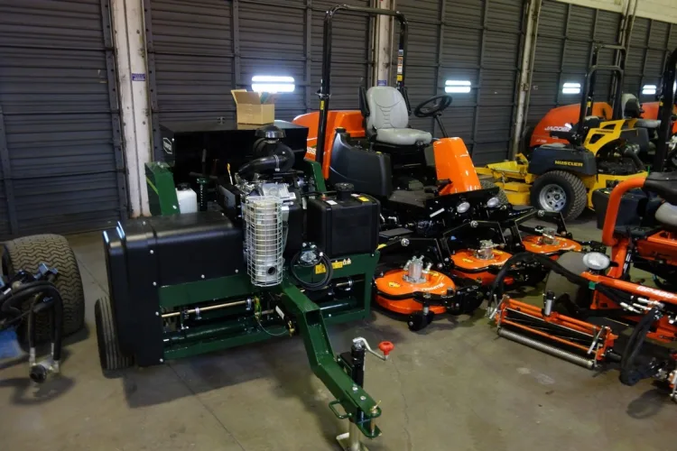Photo #6 of BY ORDER OF U.S. BANKRUPTCY COURT CASE #: 18-60249-RBK - C&M AIR COOLED ENGINES - TX, FEATURING: NEW/DEMO/USED: COMMERCIAL ROTARY, FAIRWAY, RIDING & WALKING GREENS MOWERS, AERATORS, SOD CUTTERS & MORE