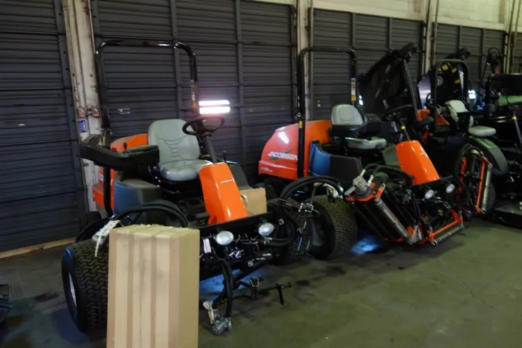Photo #8 of BY ORDER OF U.S. BANKRUPTCY COURT CASE #: 18-60249-RBK - C&M AIR COOLED ENGINES - TX, FEATURING: NEW/DEMO/USED: COMMERCIAL ROTARY, FAIRWAY, RIDING & WALKING GREENS MOWERS, AERATORS, SOD CUTTERS & MORE