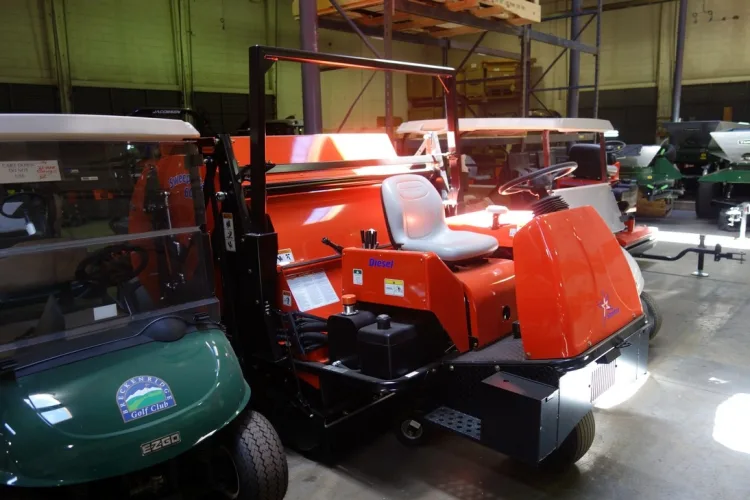 Photo #20 of BY ORDER OF U.S. BANKRUPTCY COURT CASE #: 18-60249-RBK - C&M AIR COOLED ENGINES - TX, FEATURING: NEW/DEMO/USED: COMMERCIAL ROTARY, FAIRWAY, RIDING & WALKING GREENS MOWERS, AERATORS, SOD CUTTERS & MORE