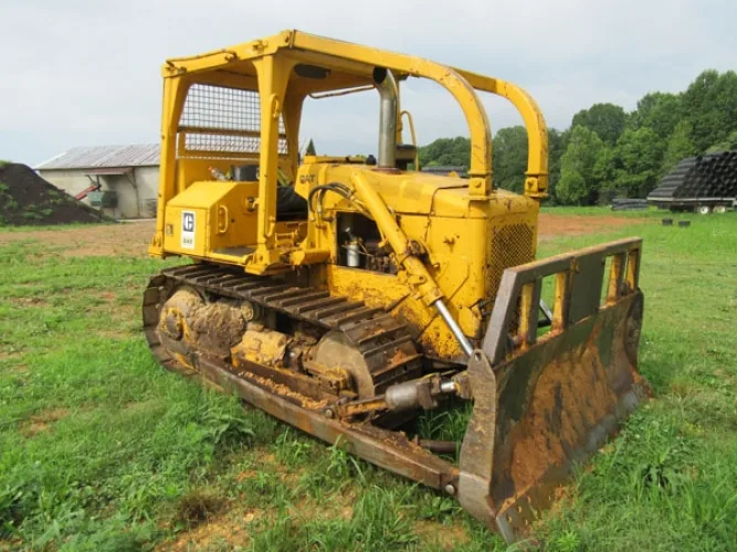 Photo #15 of GARDENS ALIVE FARMS - TN (EQUIPMENT) - EQUIPMENT AUCTION INCLUDES: LARGE QUANTITY OF JOHN DEERE TRACTORS, PICKUP TRUCKS, TRAILERS, WHEEL LOADERS, SKID STEERS, IRRIGATION EQUIPMENT, PUMPS, DUMP TRAILERS, WAGONS, GOLF CARTS & MUCH MORE