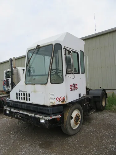 Photo #26 of GARDENS ALIVE FARMS - TN (EQUIPMENT) - EQUIPMENT AUCTION INCLUDES: LARGE QUANTITY OF JOHN DEERE TRACTORS, PICKUP TRUCKS, TRAILERS, WHEEL LOADERS, SKID STEERS, IRRIGATION EQUIPMENT, PUMPS, DUMP TRAILERS, WAGONS, GOLF CARTS & MUCH MORE