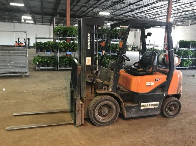 Photo #7 of GARDENS ALIVE FARMS - MI (EQUIPMENT) - EQUIPMENT AUCTION INCLUDES: 140+ JOHN DEERE TRACTORS, VOGEL ROOT DIGGER, CAT 120G MOTOR GRADER, WHEEL LOADERS, SKID STEER, TRENCHERS, PLOWS, BACKHOES, PUMPS, DUMP TRUCK, WAGONS, TRACTORS & TRAILERS,
