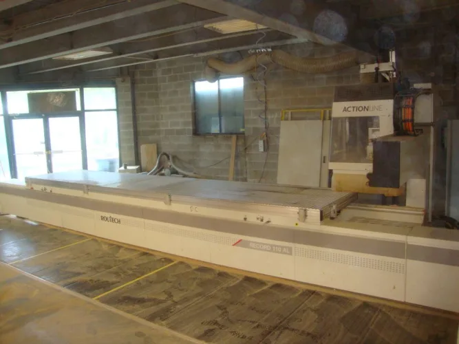 Photo #4 of RITE STYLE MANUFACTURING LTD - WOODWORKING EQUIPMENT AUCTION, INCLUDING (3) ROUTERS, (4) SANDERS, MOULDER, BEAM SAW, (2) RIP SAWS, SHAPERS & MORE