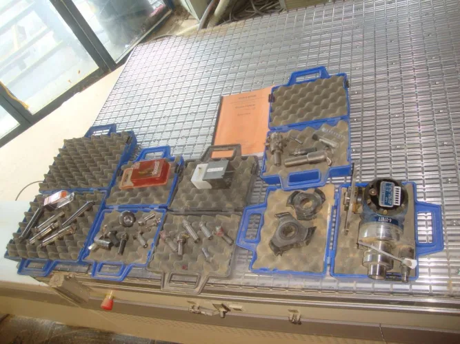 Photo #13 of RITE STYLE MANUFACTURING LTD - WOODWORKING EQUIPMENT AUCTION, INCLUDING (3) ROUTERS, (4) SANDERS, MOULDER, BEAM SAW, (2) RIP SAWS, SHAPERS & MORE
