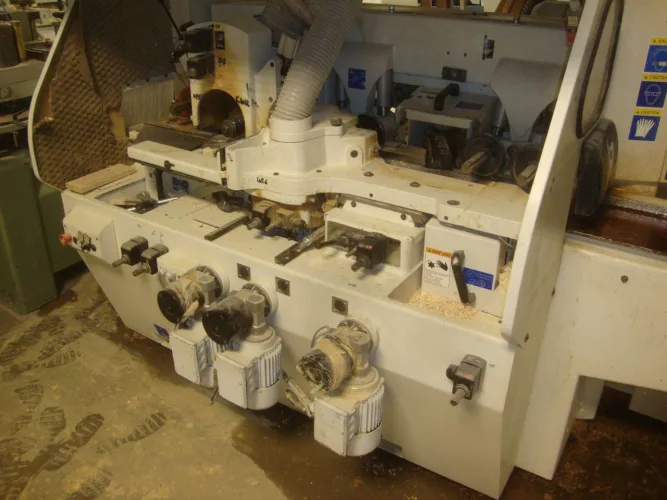 Photo #17 of RITE STYLE MANUFACTURING LTD - WOODWORKING EQUIPMENT AUCTION, INCLUDING (3) ROUTERS, (4) SANDERS, MOULDER, BEAM SAW, (2) RIP SAWS, SHAPERS & MORE