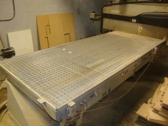 Photo #26 of RITE STYLE MANUFACTURING LTD - WOODWORKING EQUIPMENT AUCTION, INCLUDING (3) ROUTERS, (4) SANDERS, MOULDER, BEAM SAW, (2) RIP SAWS, SHAPERS & MORE