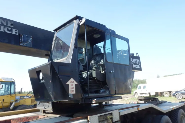 Photo #4 of CANADA NORTH GROUP/ CAMCORP STRUCTURES LTD - LARGE RECEIVERSHIP AUCTION OF A MAJOR CAMP STRUCTURES & SERVICES COMPANY, FEATURING: LATE-MODEL CONSTRUCTION/ERECTION EQUIPMENT & MODULAR/SKIDDED CAMP TRAILERS