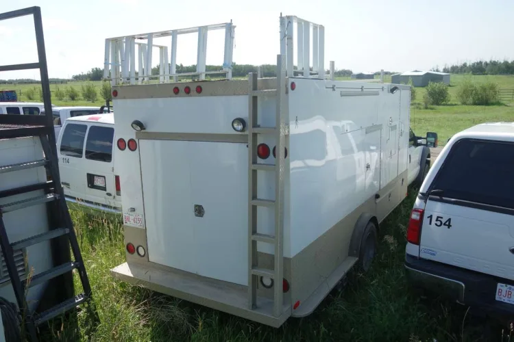 Photo #37 of CANADA NORTH GROUP/ CAMCORP STRUCTURES LTD - LARGE RECEIVERSHIP AUCTION OF A MAJOR CAMP STRUCTURES & SERVICES COMPANY, FEATURING: LATE-MODEL CONSTRUCTION/ERECTION EQUIPMENT & MODULAR/SKIDDED CAMP TRAILERS